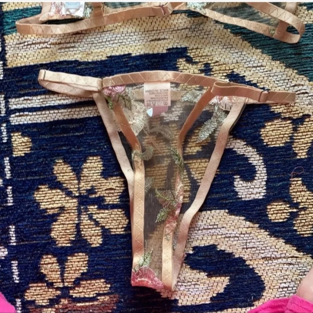 Nude M Floral Bra Thong Lingerie Set Sexy Bedtime Lounge Sleep Rose Appliqué - Picture 7 of 8